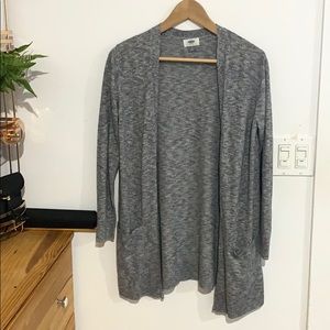 Gray Old Navy cardigan
